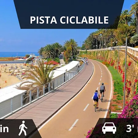 アパート In Piazza Colombo A 300mt Dal Mare