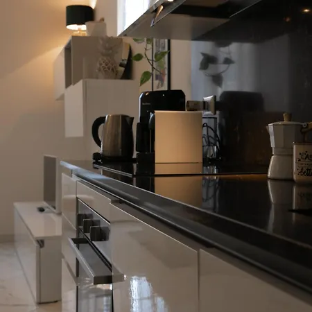 In Piazza Colombo A 300mt Dal Mare Appartement San Remo